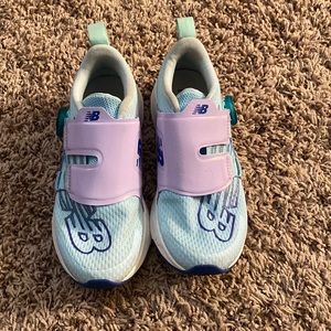Girls NewBalance Fuel Core tennis shoes size 1.5